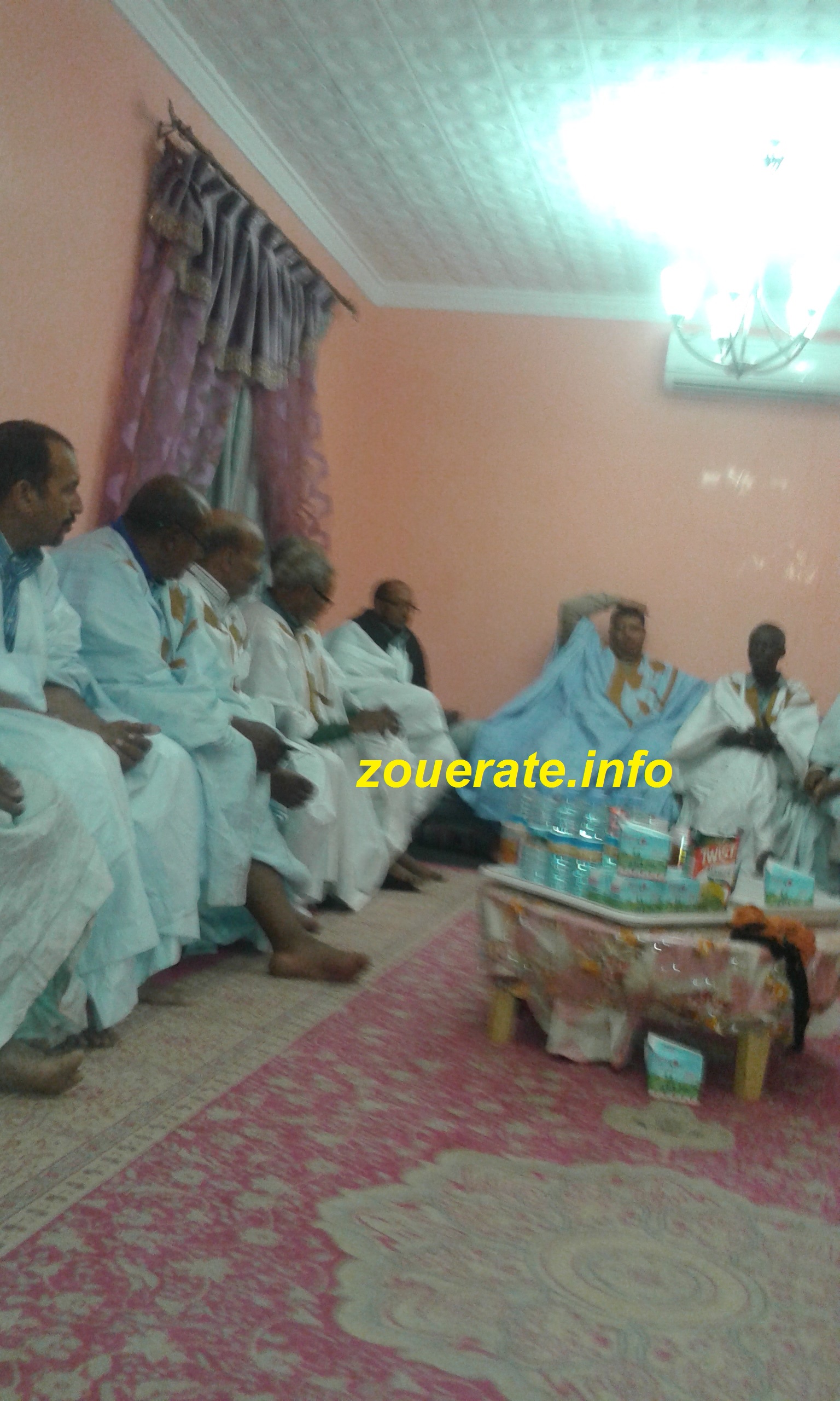 جانب من اجتماع رجال الأعمال اللية