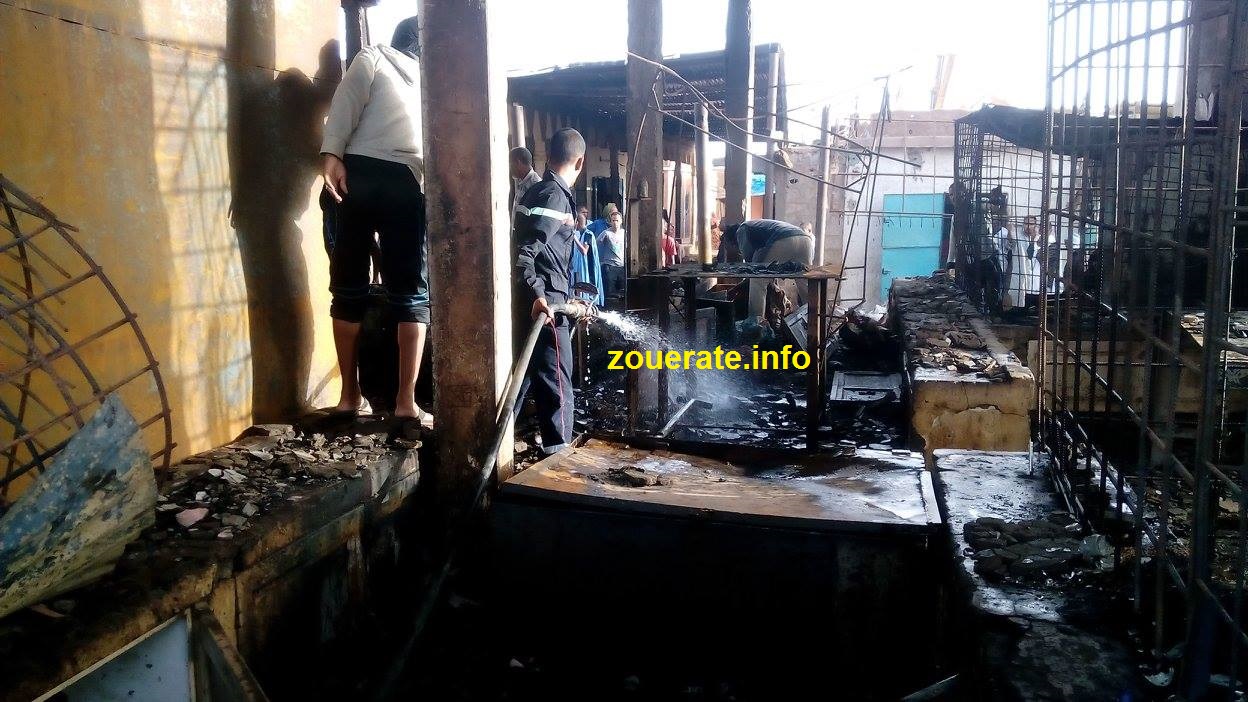 صورة من الحريق وقت وجود فرقة الإطفاء
