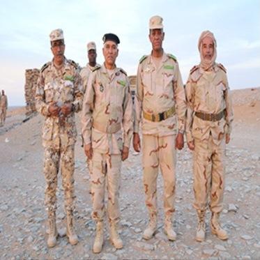 صورة الوفد مع قائد المنطقة العسكرية الثانية في تيرس زمور