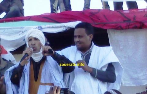 الأستاذان يب ولد الداودي في يمين الصورة وحمه ولد الطاهر في يسار الصورة