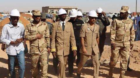 ازويرات : وزير العقارات يتفقد مشاريع المرحلة الأولى من البرنامج الإستعجالي