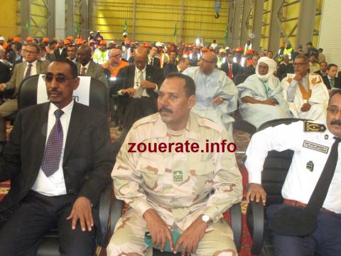 حاكم افديرك وقائد المنطقة العسكرية الثانية في تيرس زمور والمدير الجهوي للأمن 