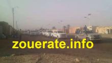 صورة من رباعيات الدفع لنقل سكان مدينة افديرك الى المنصة الرسمية بازويرات صباح اليوم